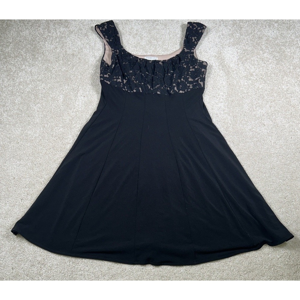 London Times Petites Womens Size 10P Little Black Dress Sleeveless Lace Bodice